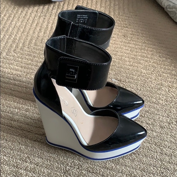 Platform wedge heels - Picture 2 of 2